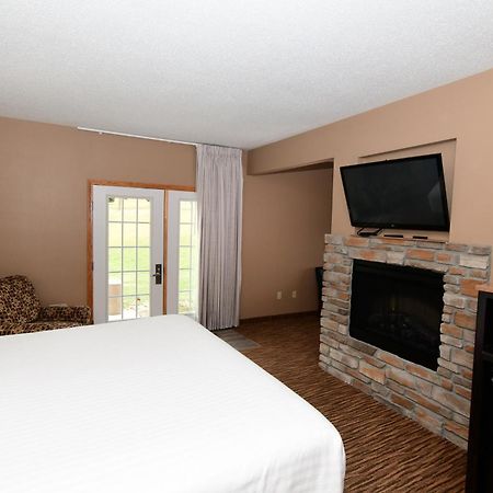 Cobblestone Inn & Suites - Denison | Majestic Hills Buitenkant foto