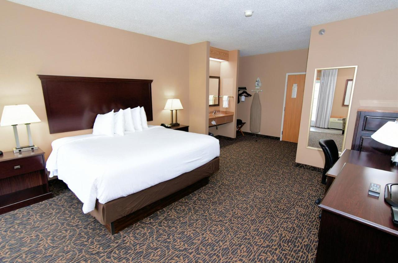 Cobblestone Inn & Suites - Denison | Majestic Hills Buitenkant foto