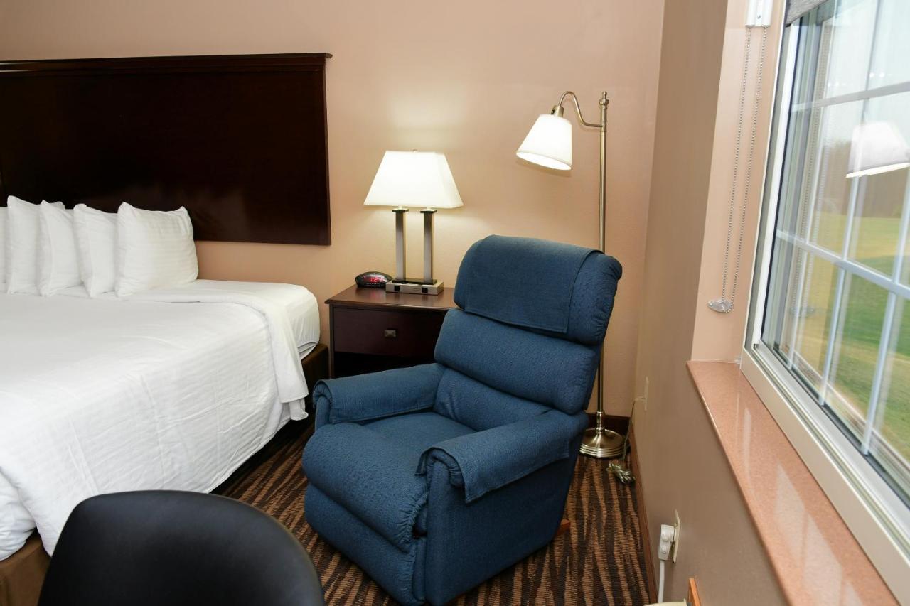 Cobblestone Inn & Suites - Denison | Majestic Hills Buitenkant foto