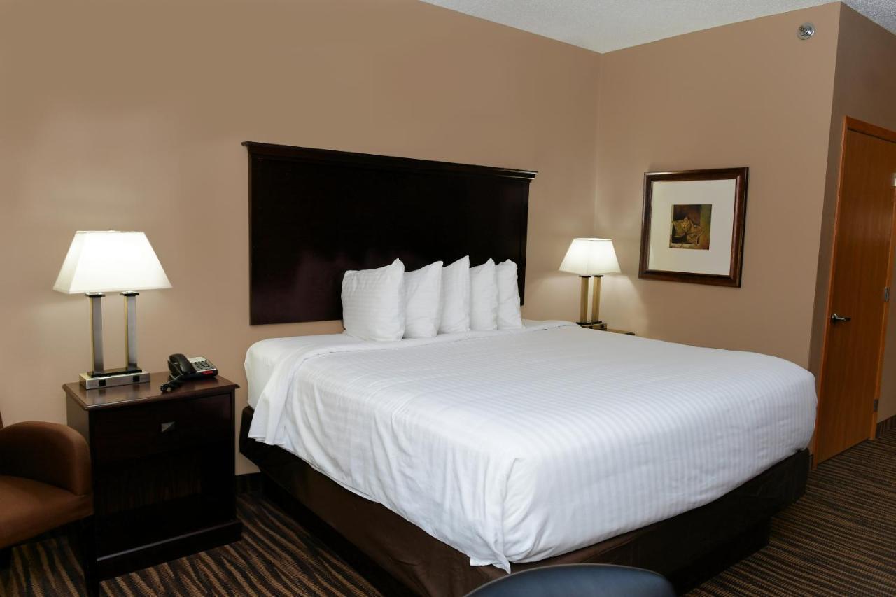 Cobblestone Inn & Suites - Denison | Majestic Hills Buitenkant foto