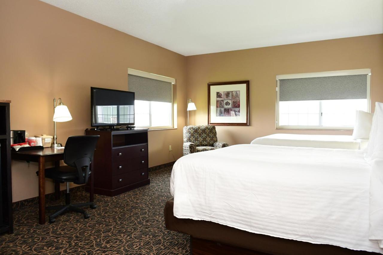 Cobblestone Inn & Suites - Denison | Majestic Hills Buitenkant foto