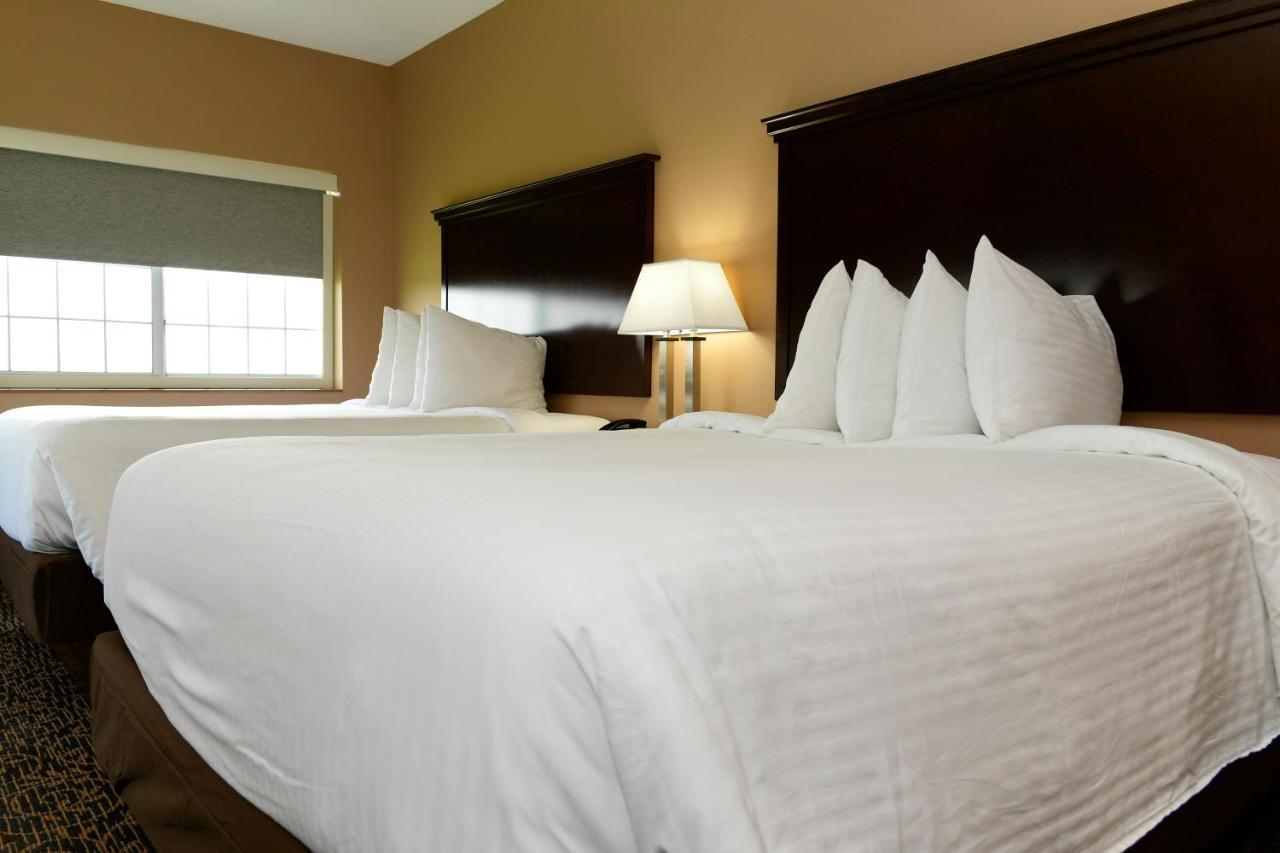 Cobblestone Inn & Suites - Denison | Majestic Hills Buitenkant foto