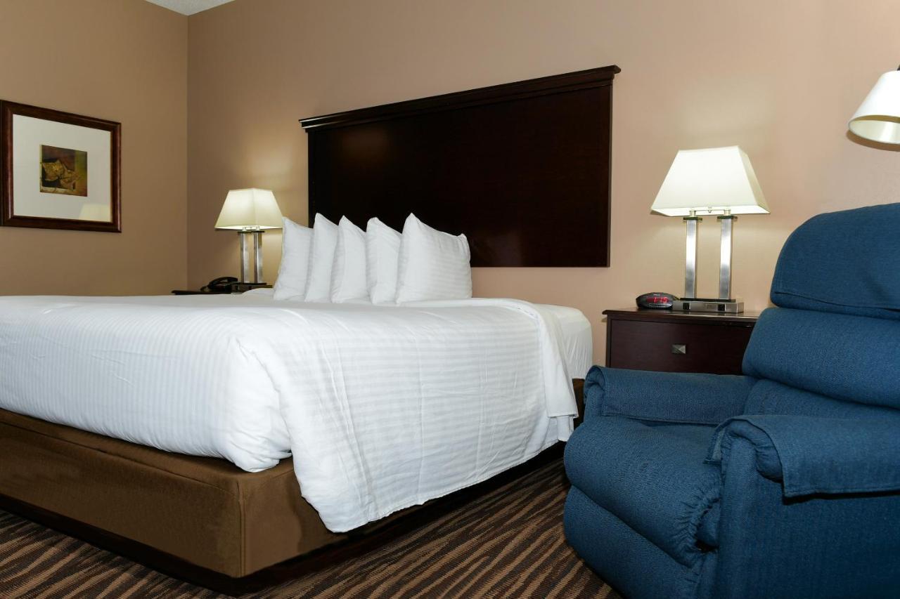 Cobblestone Inn & Suites - Denison | Majestic Hills Buitenkant foto