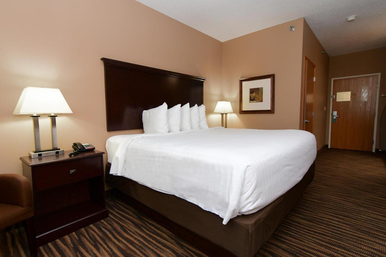 Cobblestone Inn & Suites - Denison | Majestic Hills Buitenkant foto